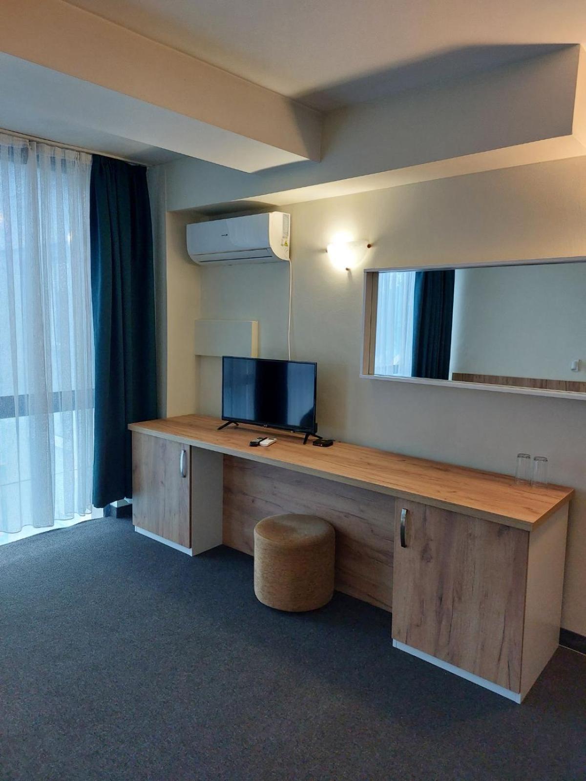 Hotel Fors Burgas Exteriör bild