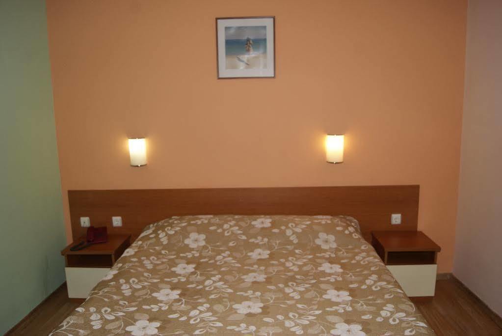 Hotel Fors Burgas Exteriör bild